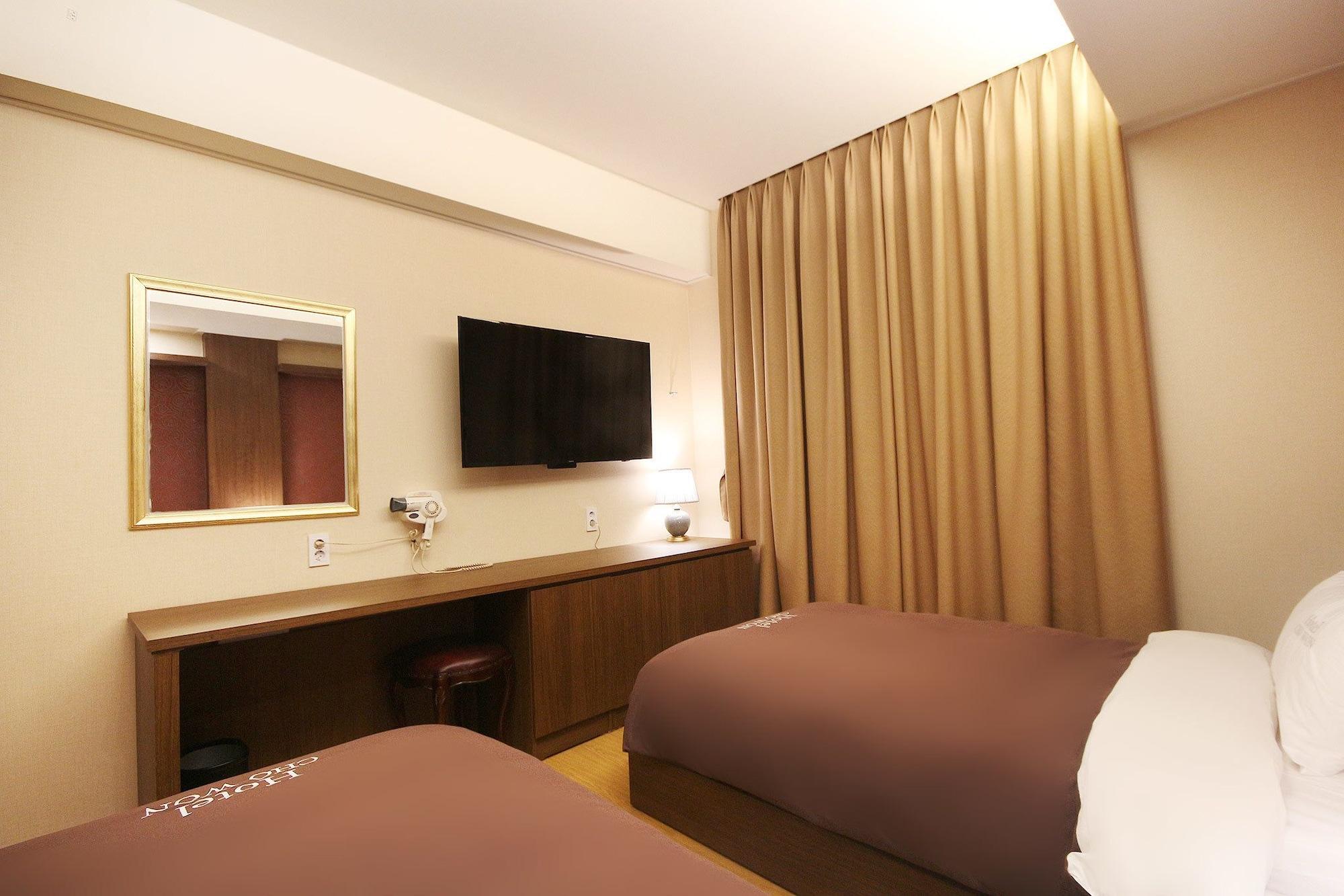 Hotel Chowon Ciudad Metropolitana de Ciudad Metropolitana de Busan Exterior foto